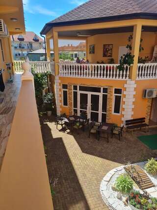 Гостиница Каллисто Адлер Двухместный номер с 2 отдельными кроватями и ванной-6