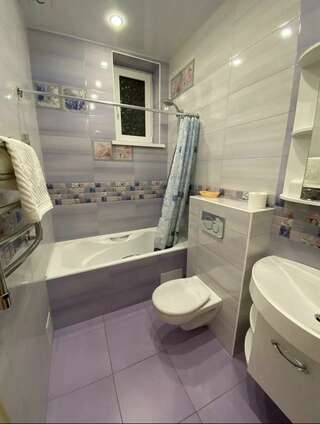 Гостиница Каллисто Адлер Двухместный номер с 2 отдельными кроватями и ванной-3